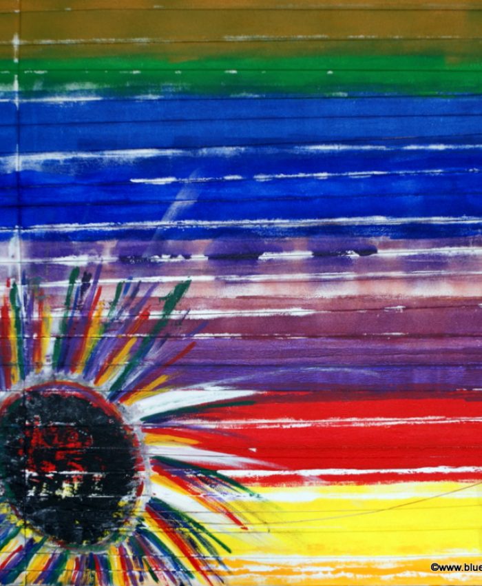 BlackSun	
11.09.2011	
70 x 70 cm	
Acryl auf Leinwand
