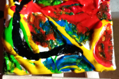 C	10.11.2025	7 x 7 cm	Acryl + Varnish auf Leinwand + Staffel