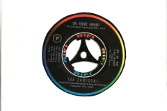 Iva-Zanicchi-Un-Fiume-Amaro-Tienimi-Con-Te-Single-1970