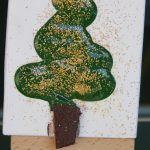 Glitzerbaum			Acryl + Varnish auf Leinwand + Staffel