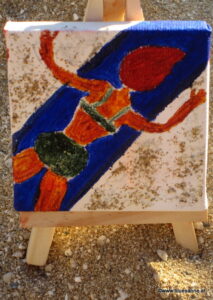 Lady on the Beach 11.11.2015 7 x 7 cm Acryl + Sand auf Leinwand + Staffel